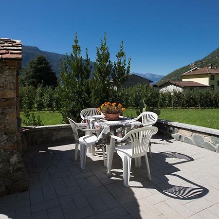 Free Hugs Hotel Mazzo di Valtellina ภายนอก รูปภาพ