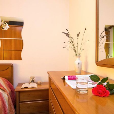 Free Hugs Hotel Mazzo di Valtellina ภายนอก รูปภาพ