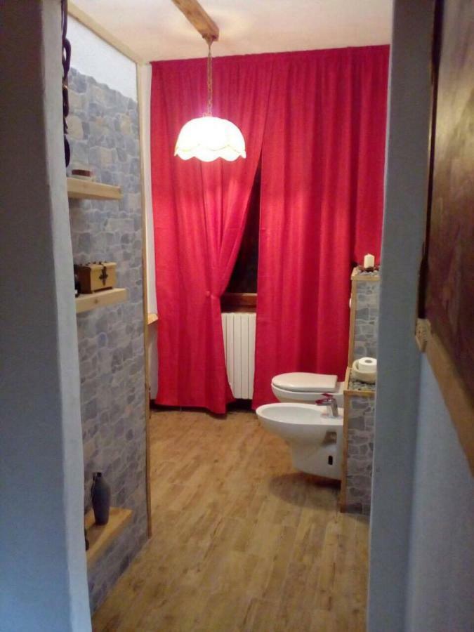 Free Hugs Hotel Mazzo di Valtellina ภายนอก รูปภาพ