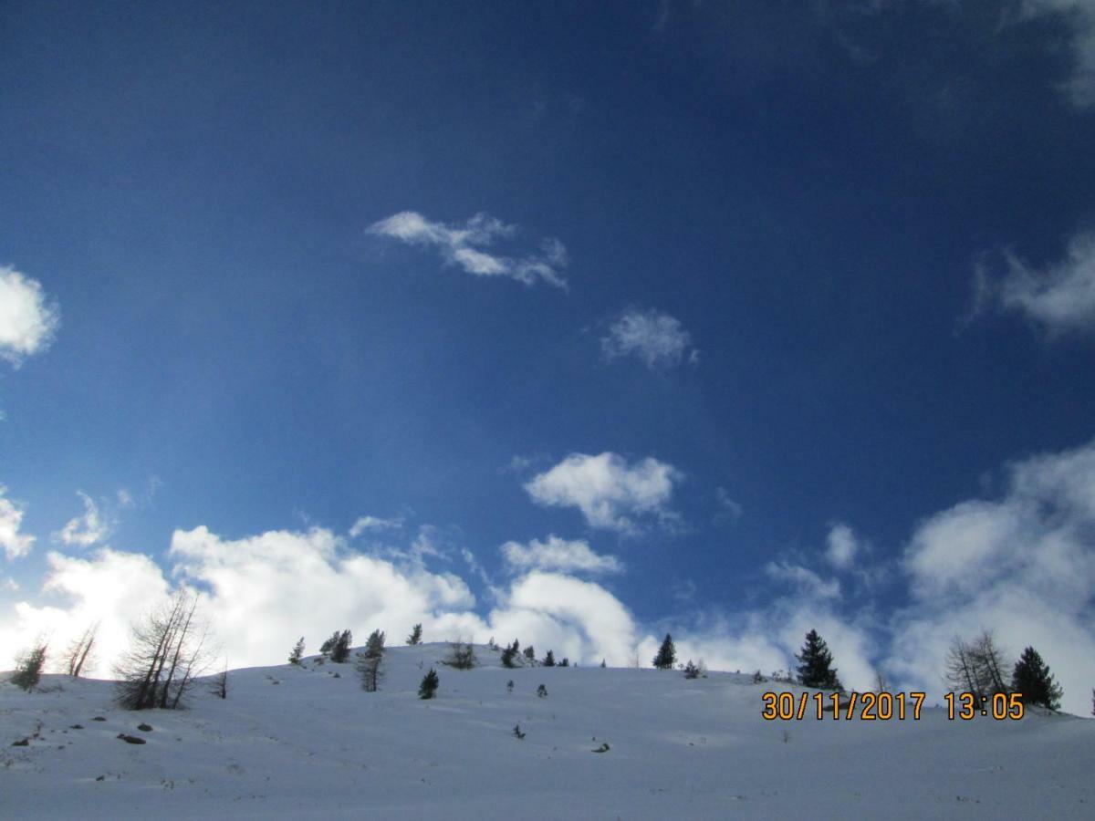 Free Hugs Hotel Mazzo di Valtellina ภายนอก รูปภาพ
